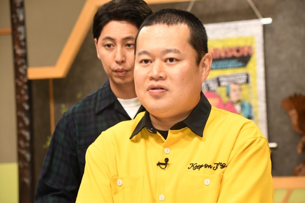 モグライダーともしげは玉川大学を中退！