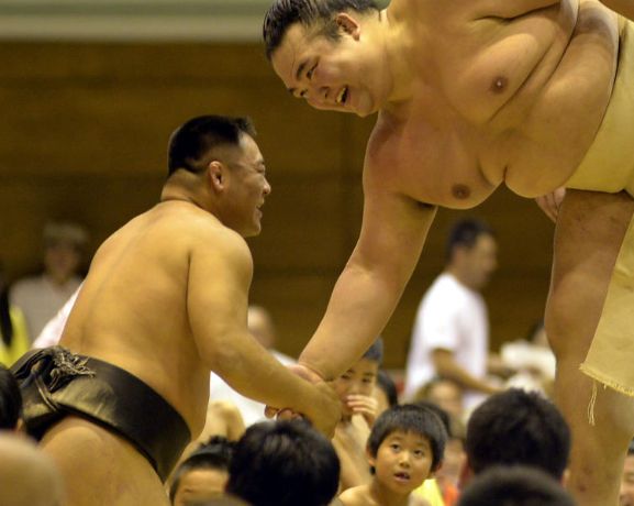 あかつ