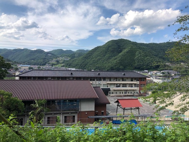 高梁市立成羽小学校