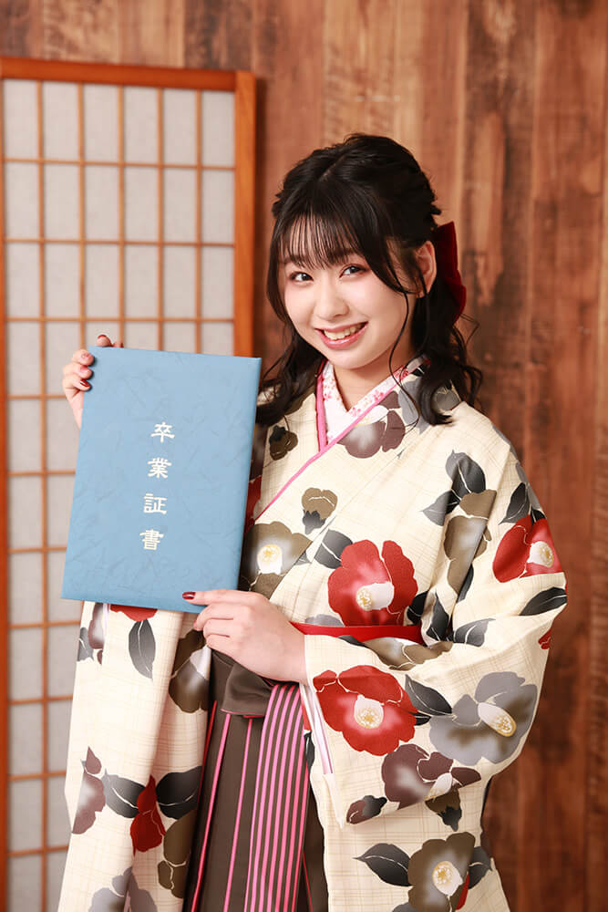 高校を卒業した奥森皐月さん