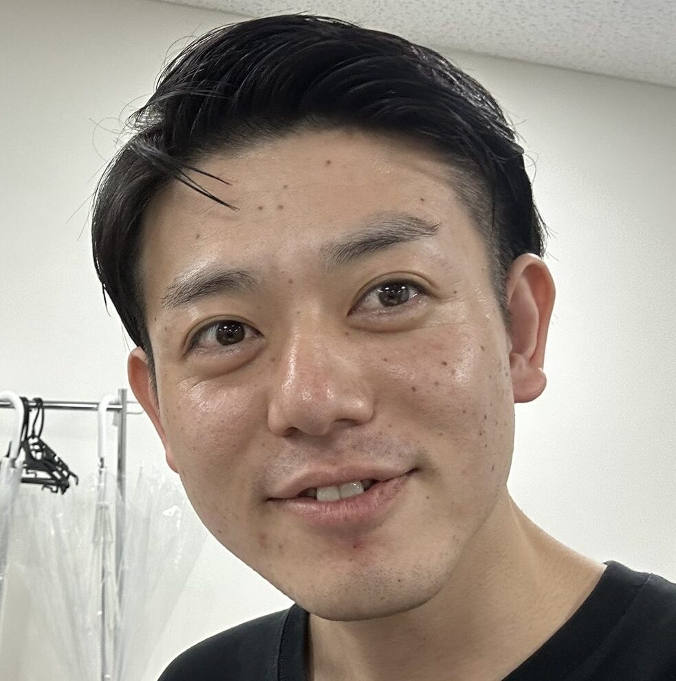 逸見亮介